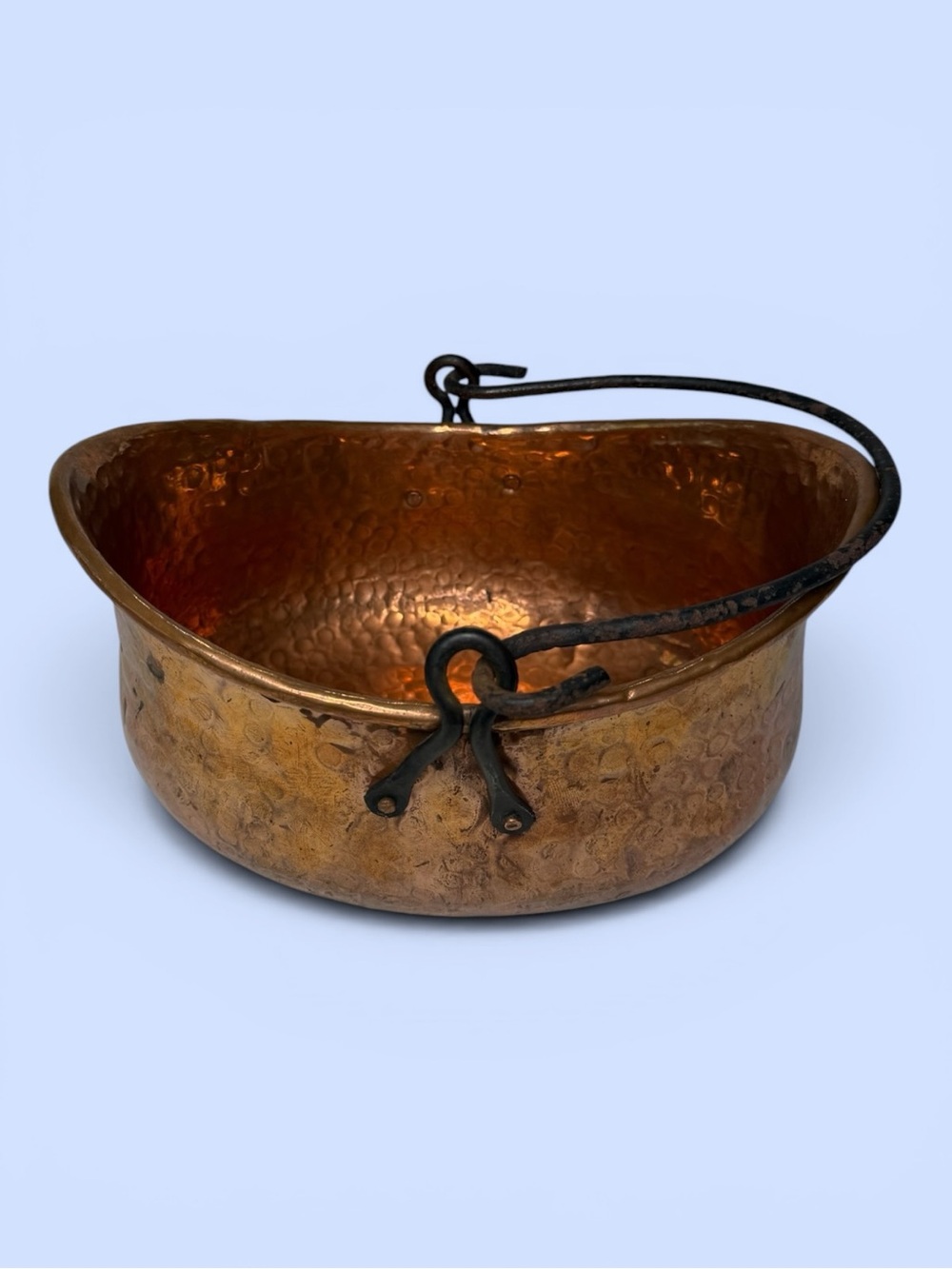VTG Hand Hammered Copper Basket Wrought Iron Swing Handle Rustic Farmhouse - Picture 3 of 12